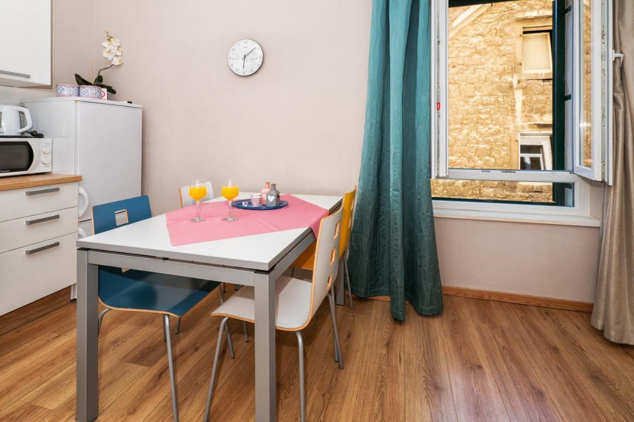 Apartment Queen Teuta In The Heart Of Split Historical Heritage Luaran gambar