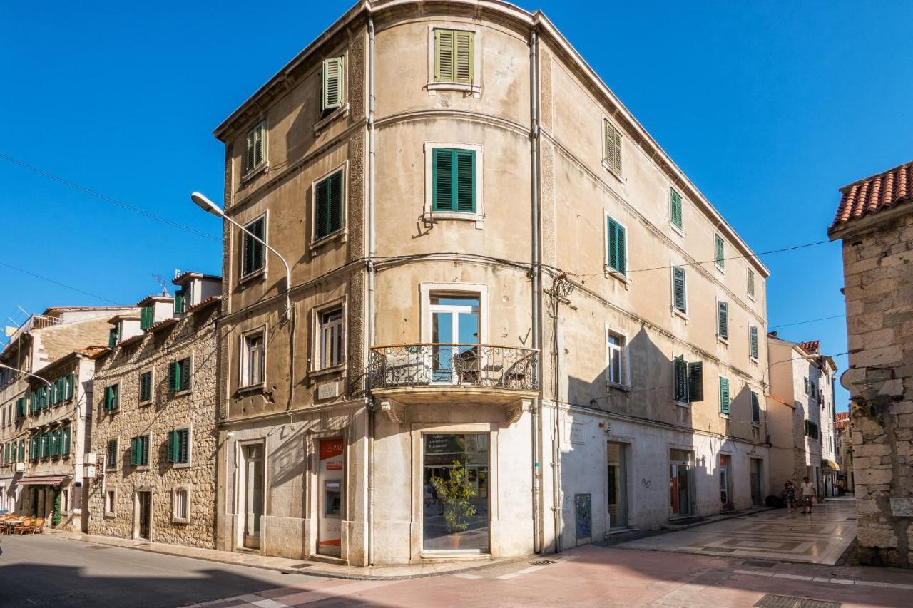 Apartment Queen Teuta In The Heart Of Split Historical Heritage Luaran gambar
